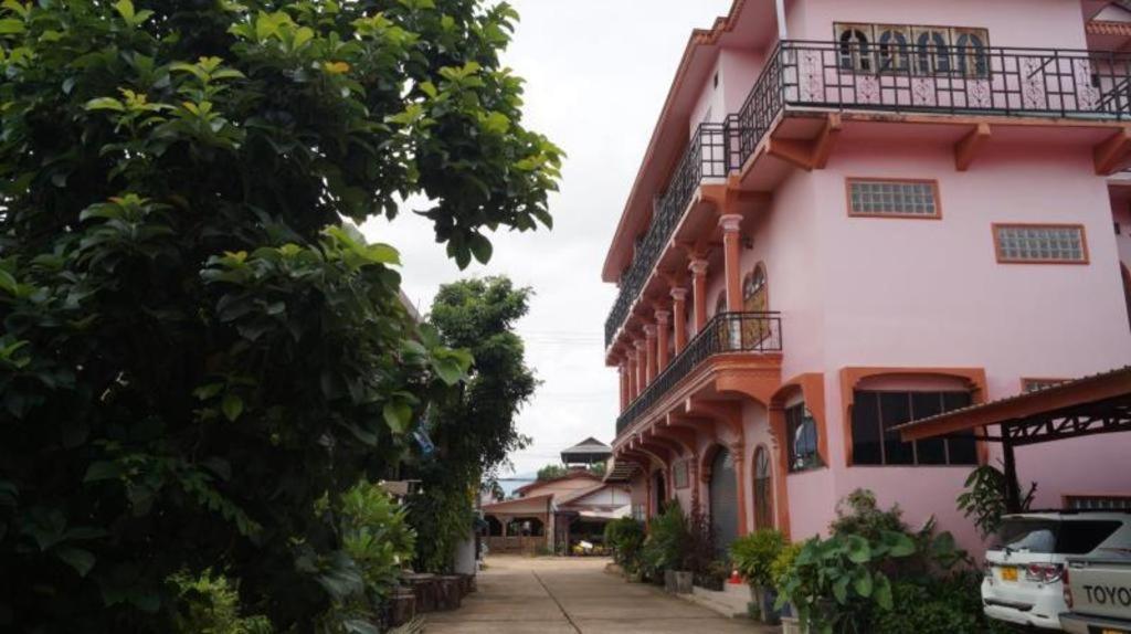 Phou Ang Kham 2 Hotel Vang Vieng Exteriör bild