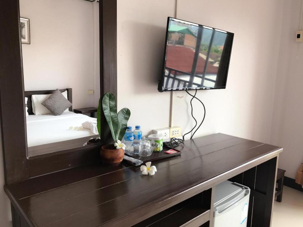 Phou Ang Kham 2 Hotel Vang Vieng Exteriör bild
