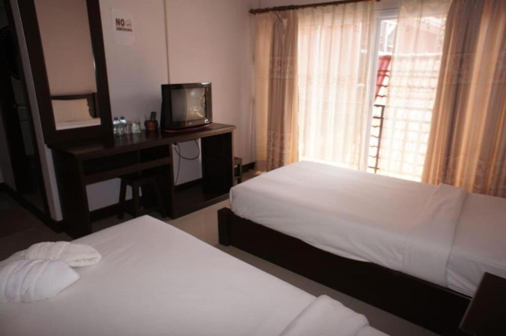 Phou Ang Kham 2 Hotel Vang Vieng Exteriör bild