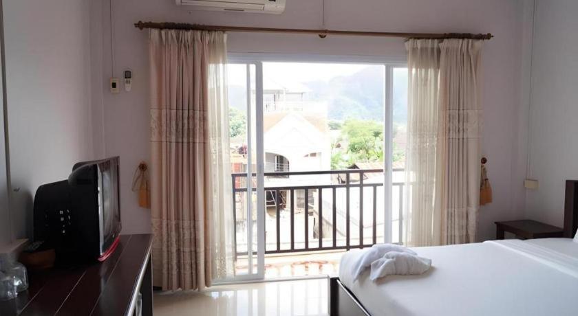 Phou Ang Kham 2 Hotel Vang Vieng Exteriör bild